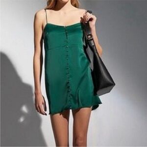 ❤️UO Urban Outfitters Padova Emerald Green Satin Mini Dress Button Front Small